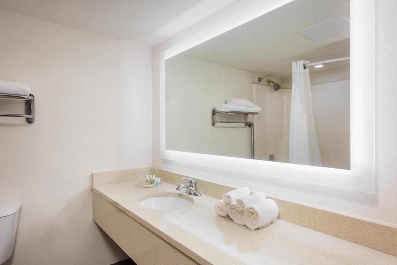 Holiday Inn At Six Flags Saint Louis By Ihg Eureka Esterno foto